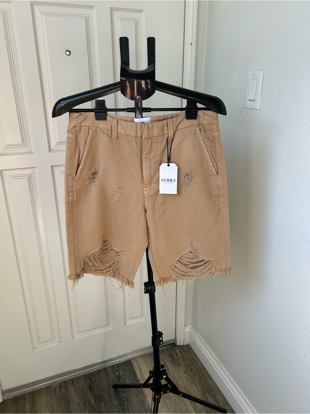 SERRA by Joie Rucker Distressed Tan Jorts Size 29 NWT Raw Hem Denim Shorts